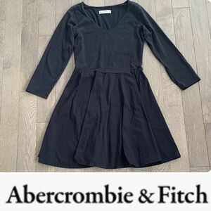 Abercrombie & Fitch Black V Neck Swing Dress - Size Medium